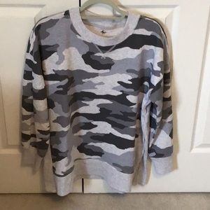 COPY - Aerie large camouflage sweatshirt